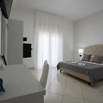 Il Gabbiano לינה וארוחת בוקר פורטו צ'זראו